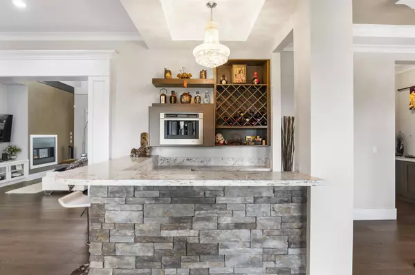 966 Ranch Park WAY, Coquitlam, BC V3C 2H1