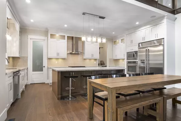 966 Ranch Park WAY, Coquitlam, BC V3C 2H1