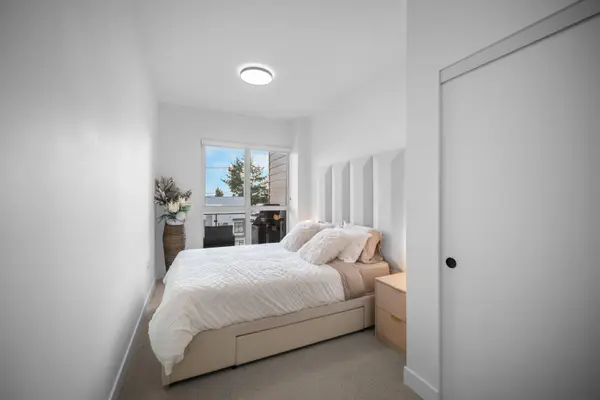 422 E 3rd ST #454, North Vancouver, BC V7L 0K1