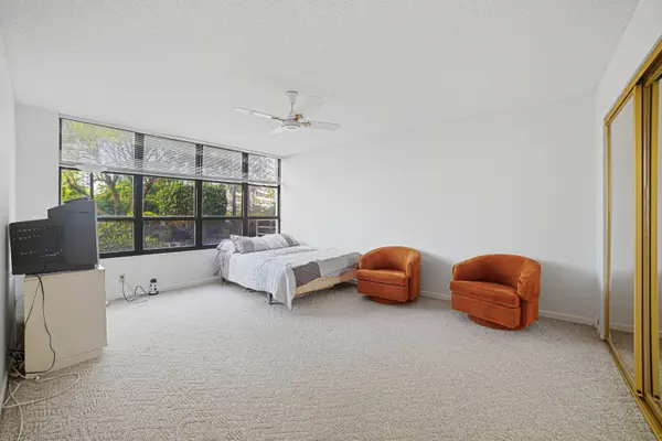 600 Three Island Blvd #121 #121, Hallandale Beach, FL 33009-2842