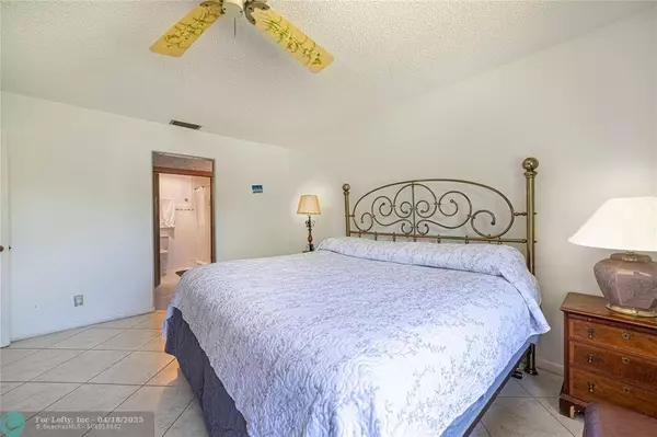 801 NW 25th Ave  #801, Delray Beach, FL 33445