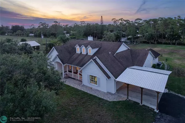 13105 Raymond Dr, Loxahatchee, FL 33470