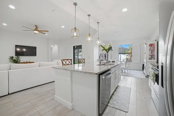 5575 NW Cahaba ST, Port St Lucie, FL 34986