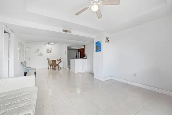 5530 NW 44TH ST #309C, Lauderhill, FL 33319