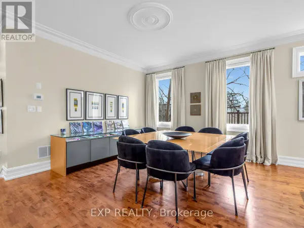 241 POPLAR PLAINS STREET, Toronto (casa Loma), ON M4V2N8