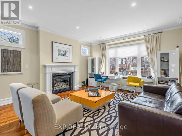 241 POPLAR PLAINS STREET, Toronto (casa Loma), ON M4V2N8
