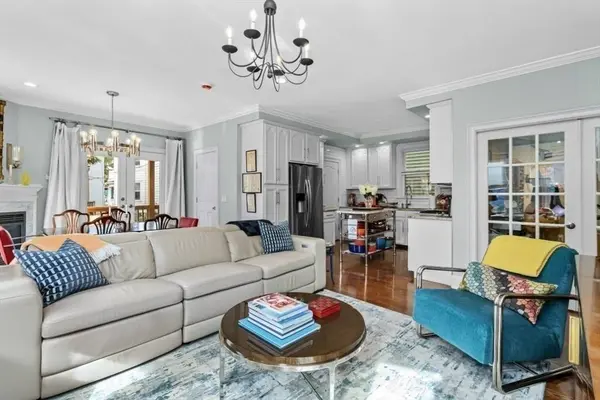 264 East Cottage #1, Boston, MA 02125