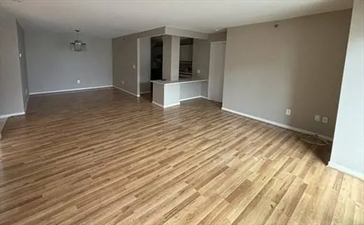 1 Seal Harbor Rd #413, Winthrop, MA 02152