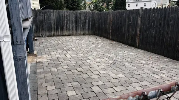 427 Winthrop St #1, Winthrop, MA 02152