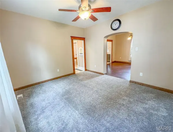 1405 Olive ST, Highland, IL 62249