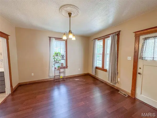 1405 Olive ST, Highland, IL 62249