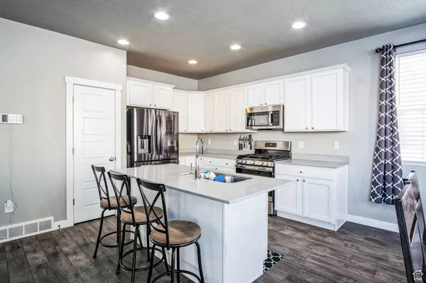 5731 W OSPREY DR, Stansbury Park, UT 84074