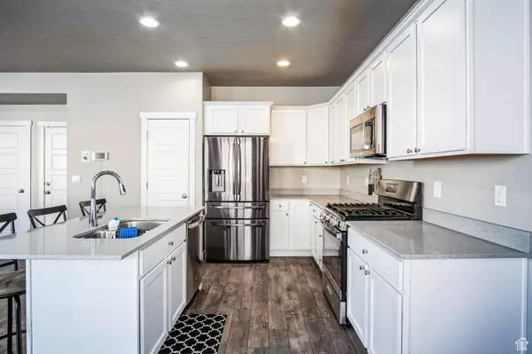 5731 W OSPREY DR, Stansbury Park, UT 84074