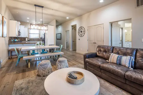 1839 W CANYON DR #103, St. George, UT 84770