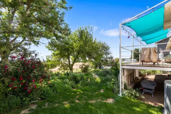 9776 S GRAINTE DR, Sandy, UT 84092
