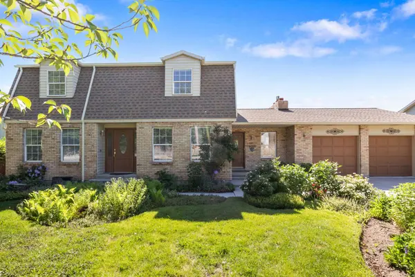 9776 S GRAINTE DR, Sandy, UT 84092