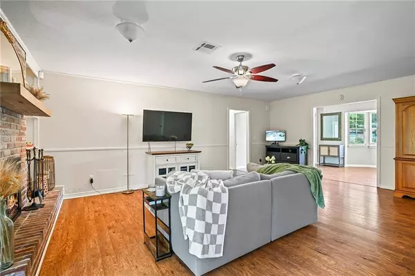 1532 BROADMOOR DR, Slidell, LA 70458