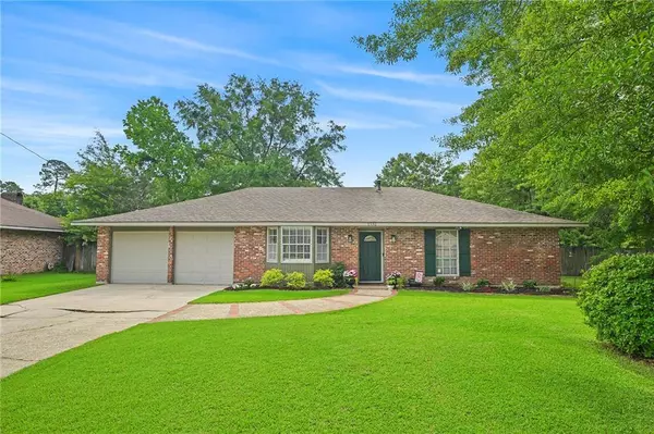 1532 BROADMOOR DR, Slidell, LA 70458