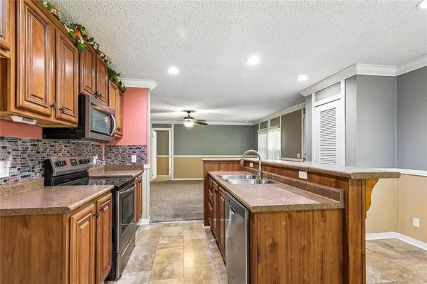 24059 COSNER LN, Loranger, LA 70446