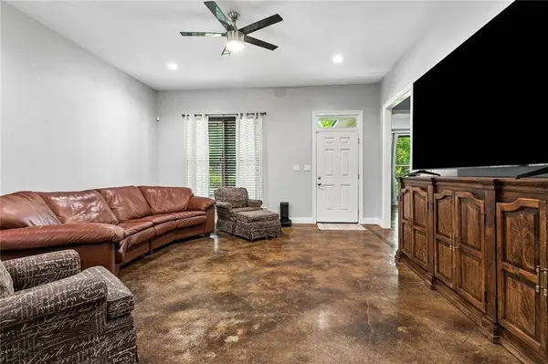 1605 LABARRE ST, Mandeville, LA 70448