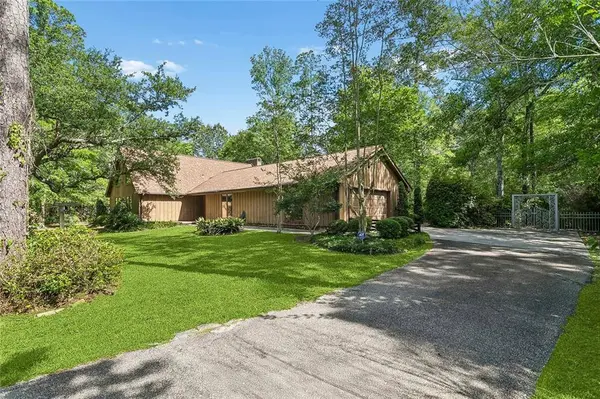 203 LEFLEUR DR, Slidell, LA 70460