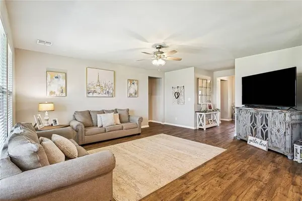 664 LAKESHORE VILLAGE DR, Slidell, LA 70461
