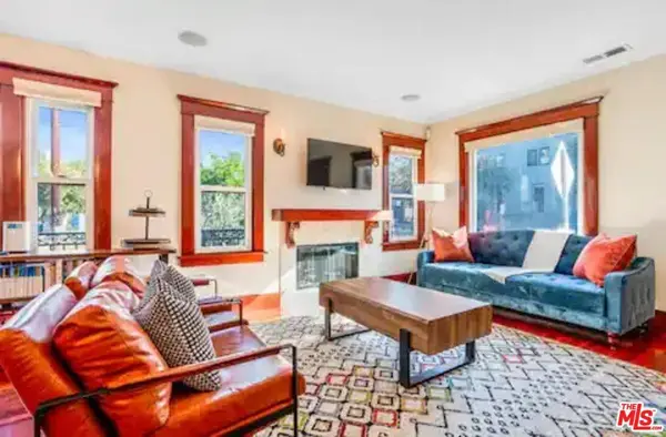 4253 Fountain Ave, Los Angeles, CA 90029