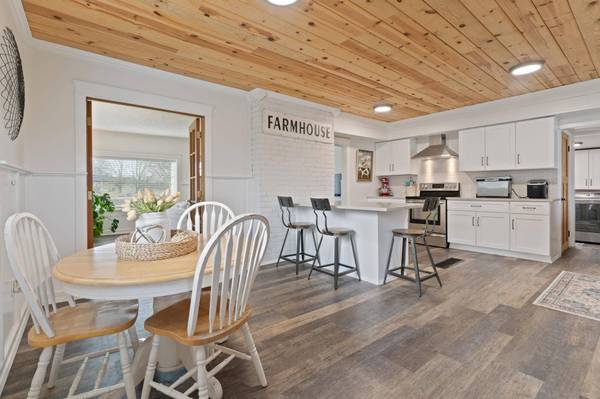 9010 N Five Mile Rd, Spokane, WA 99208