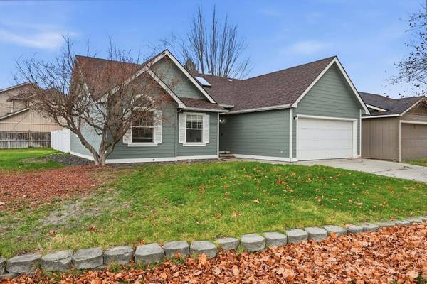 18907 E Baldwin Ln, Greenacres, WA 99016