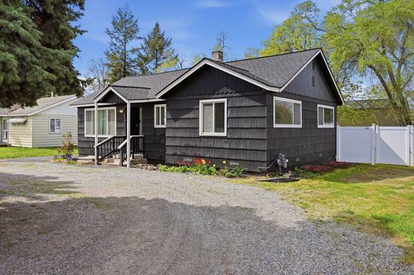309 N McDonald Rd, Spokane, WA 99216