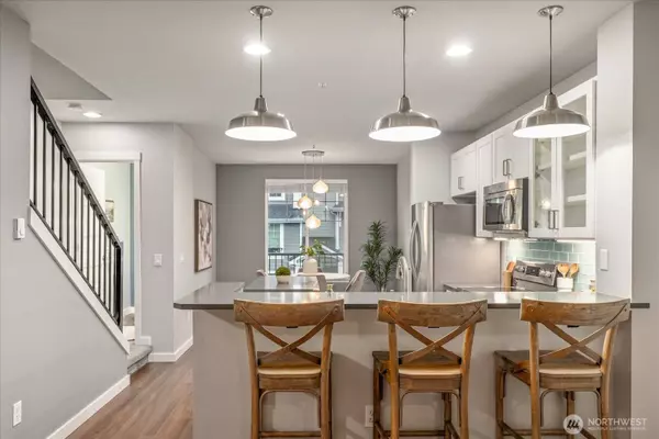 16125 Juanita Woodinville WAY NE #501, Bothell, WA 98011