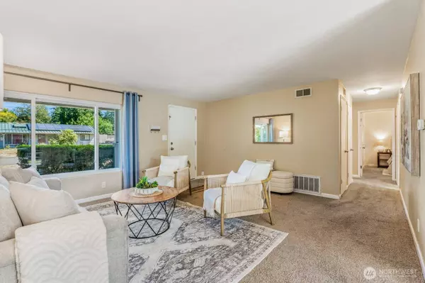 3923 NE 22nd PL, Renton, WA 98056