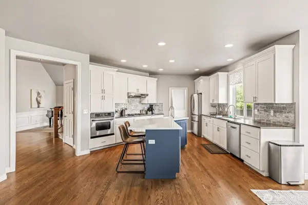 1004 23rd ST SW, Puyallup, WA 98371