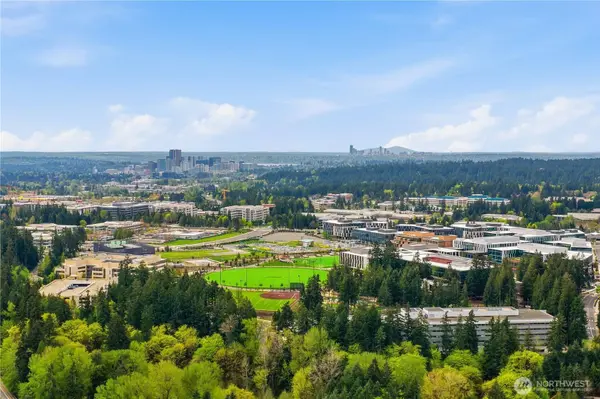 17345 NE 36th ST, Redmond, WA 98052