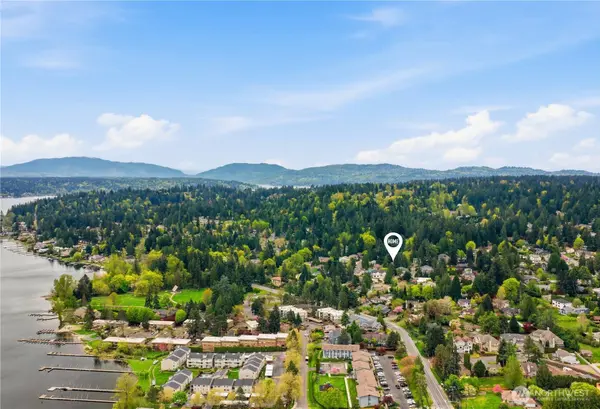 17345 NE 36th ST, Redmond, WA 98052