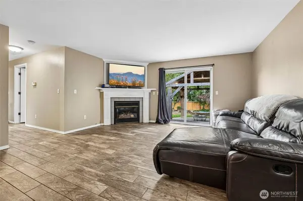 21509 102nd Street Ct E, Bonney Lake, WA 98391