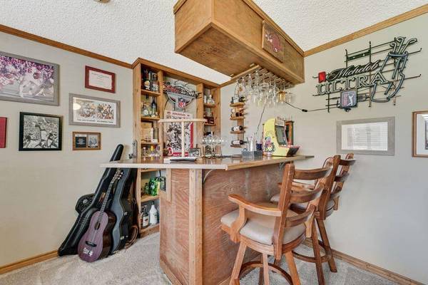 332 Plainview Drive, Hurst, TX 76054