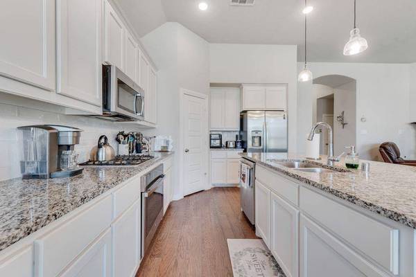 1308 E Swan Trail, Argyle, TX 76226