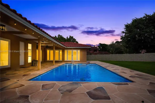 11081 NW 26th Dr, Coral Springs, FL 33065