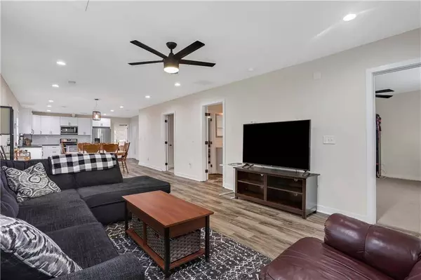 235 Holly RD NW, Atlanta, GA 30314