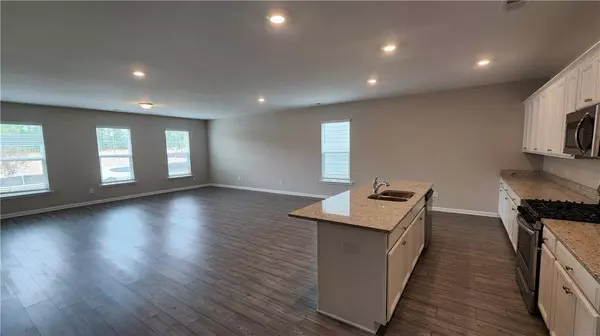 400 Grey Falcon AVE, Braselton, GA 30517