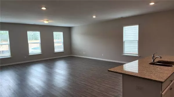 400 Grey Falcon AVE, Braselton, GA 30517