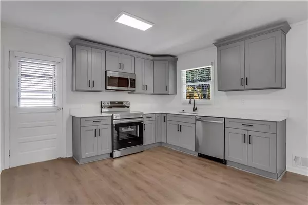 2928 Dover DR, Duluth, GA 30096