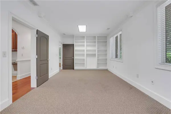 4720 Peachtree Industrial BLVD #305, Berkeley Lake, GA 30071