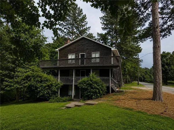 2885 Lakemont DR SW, Marietta, GA 30060