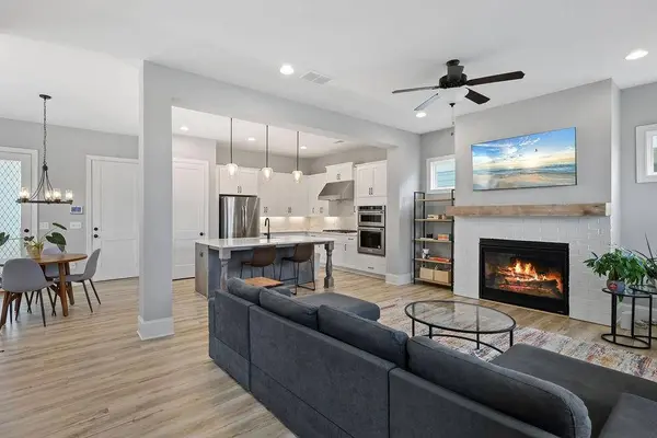 2018 Cobblestone WAY, Atlanta, GA 30318