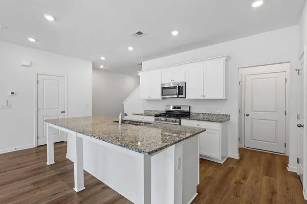 2749 Lou Lou LN, Buford, GA 30519