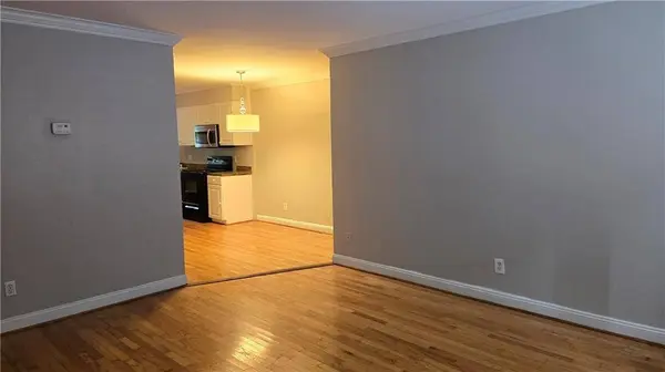 3668 Kingsboro RD NE #5, Atlanta, GA 30319