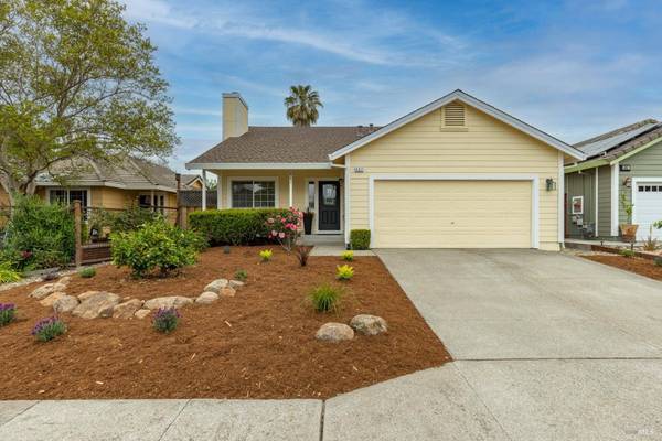 487 Quince ST, Windsor, CA 95492