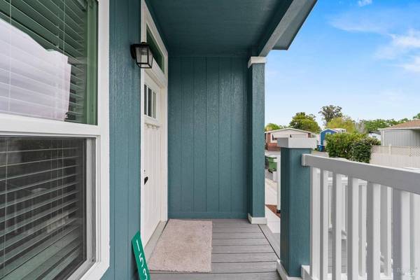 153 Bari LN, Windsor, CA 95492